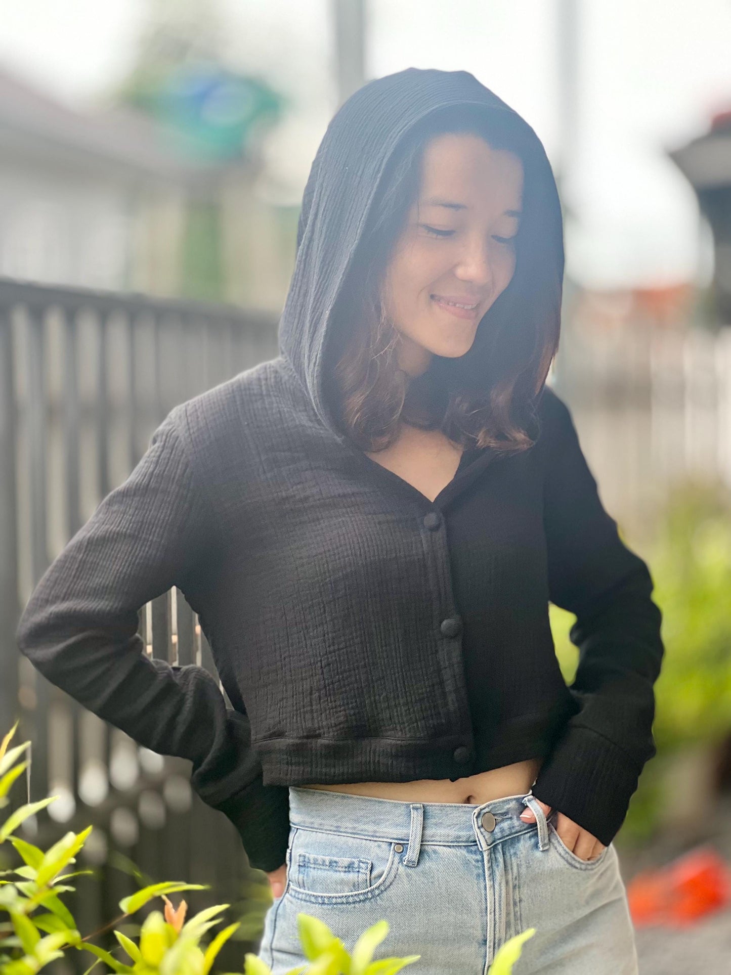 Muslin Triple Gauze Cropped Hoodie