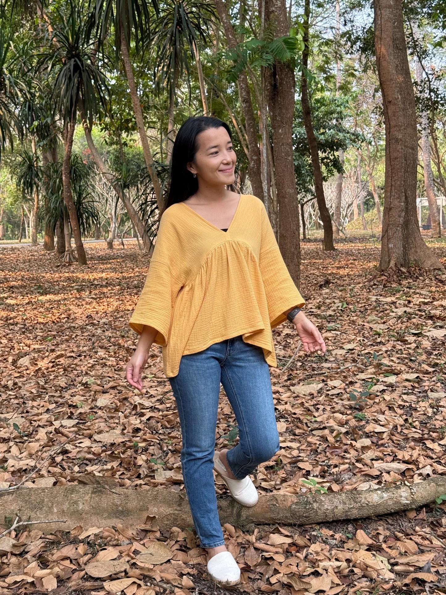 Boho Flare V-Neck Blouse in Muslin Double Gauze