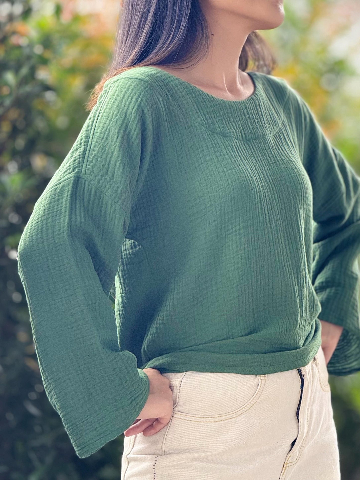 Double Gauze Scoop Neck Loose-Fitting Long-Sleeve Blouse