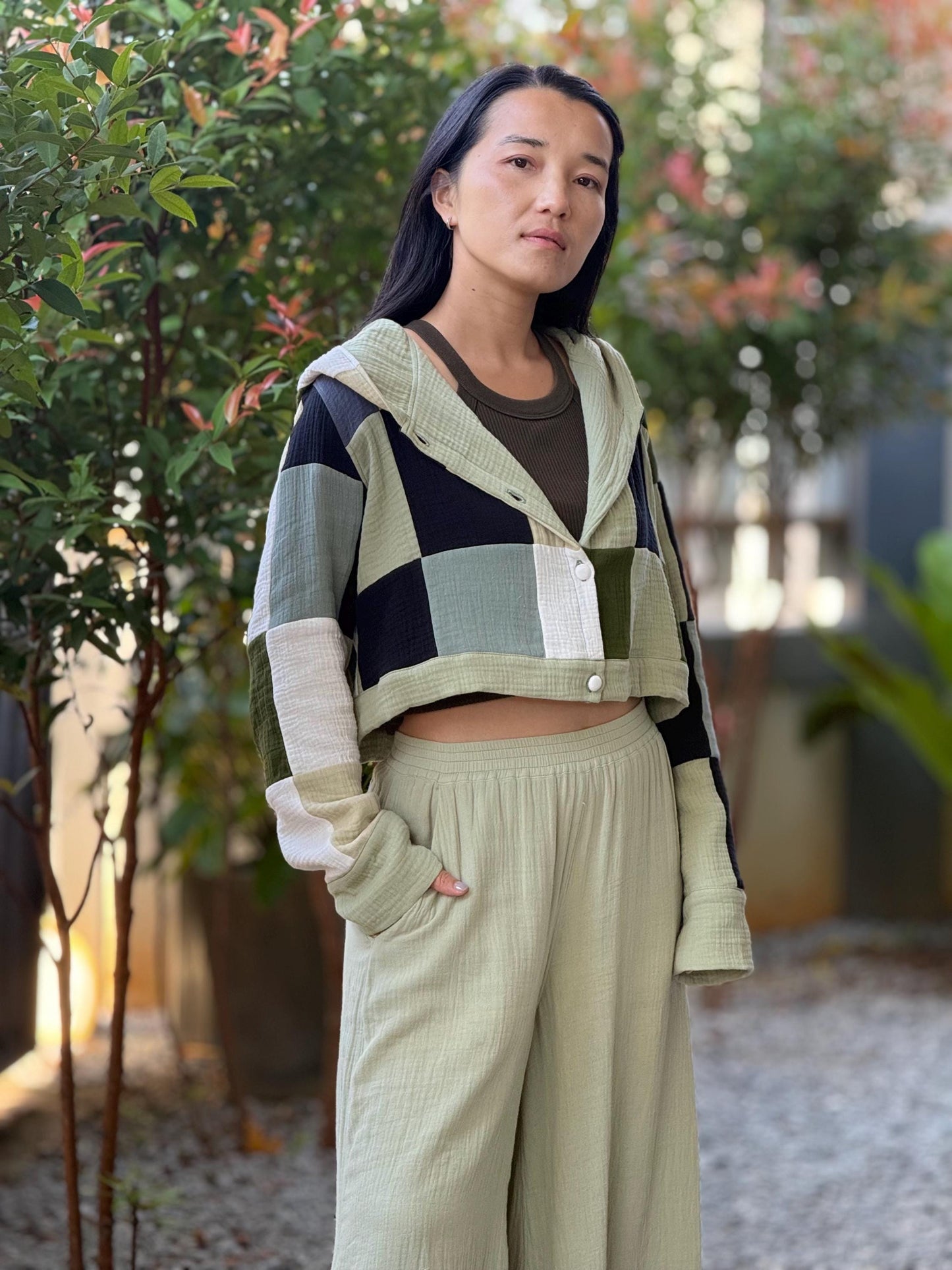 Green Breeze – Muslin Double Gauze Cropped Hoodie