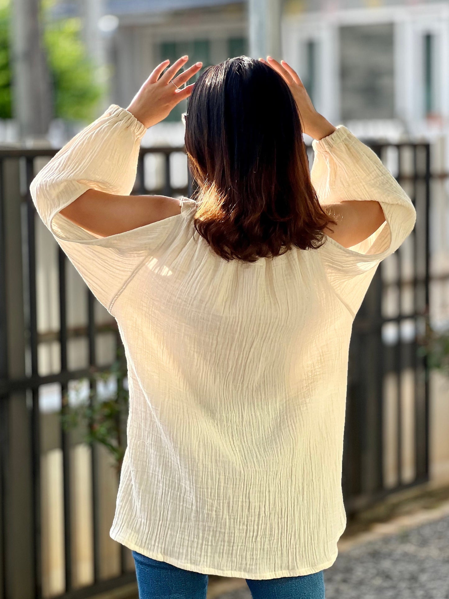 Double Gauze Long-Sleeve Round-Neck Off-Shoulder Shirt