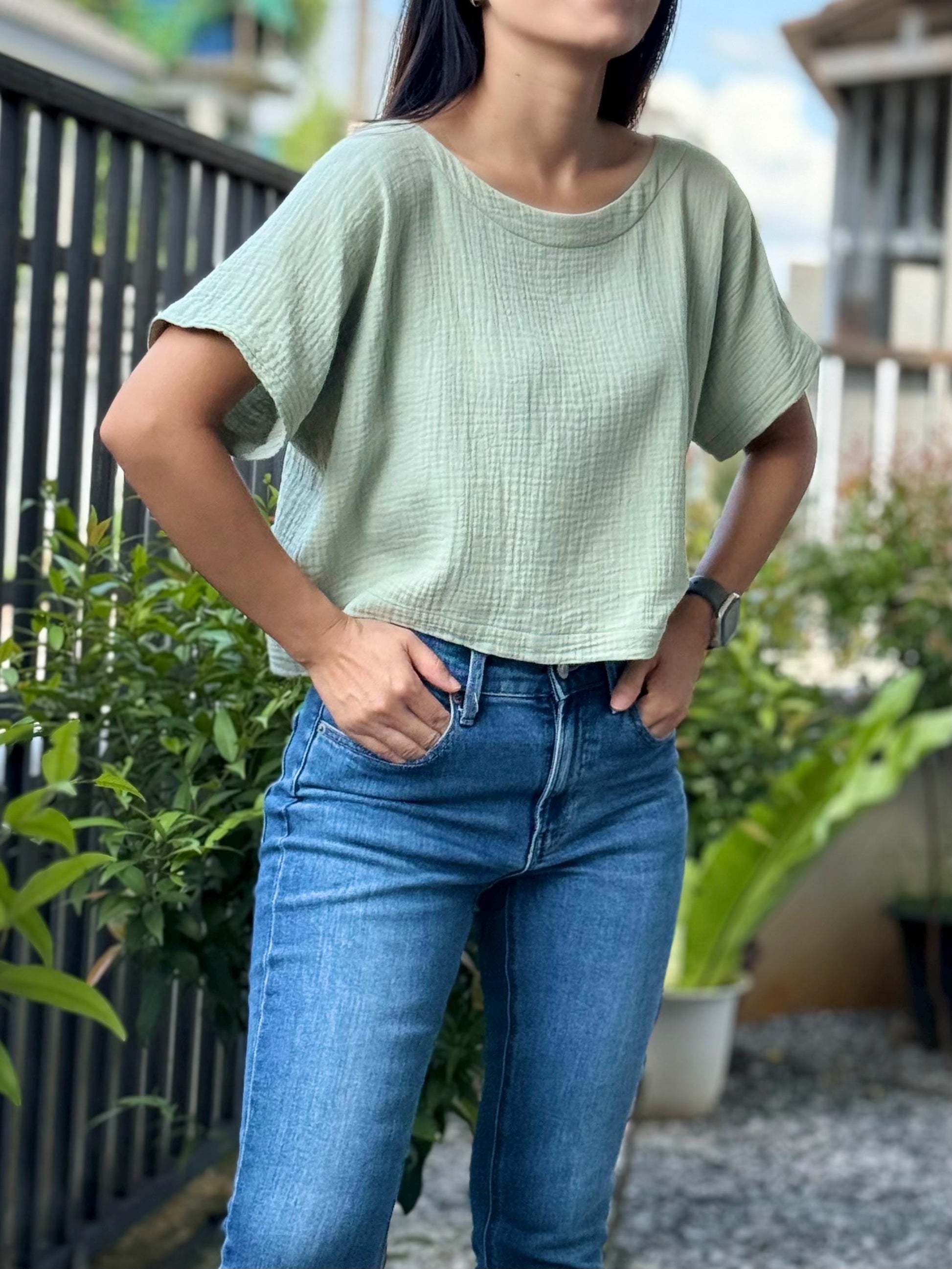Double Gauze Reverseable Button-up Blouse