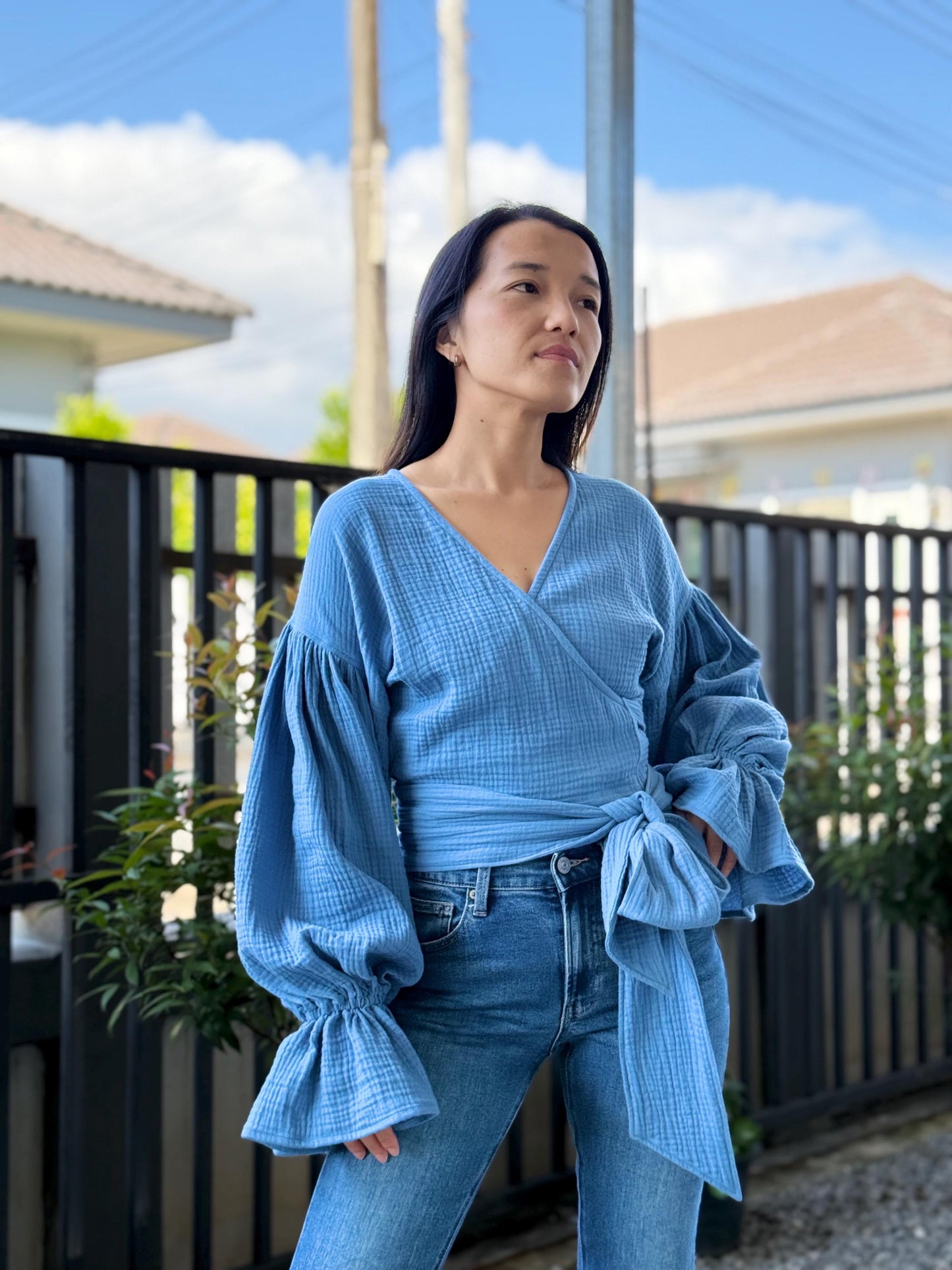 Double-Gauze Cotton Top with Puffy Sleeves and Adjustable Waist Tie
