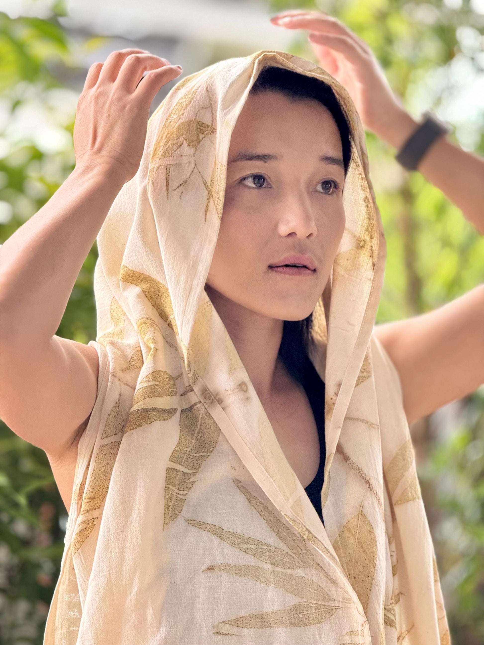 1-Layer Muslin Cotton Scarf | Eco-Printed Gauze Scarf | Gauze Scarf | Cotton Fiber Wrap | Lightweight Scarf | Soft Muslin Cotton Shawl