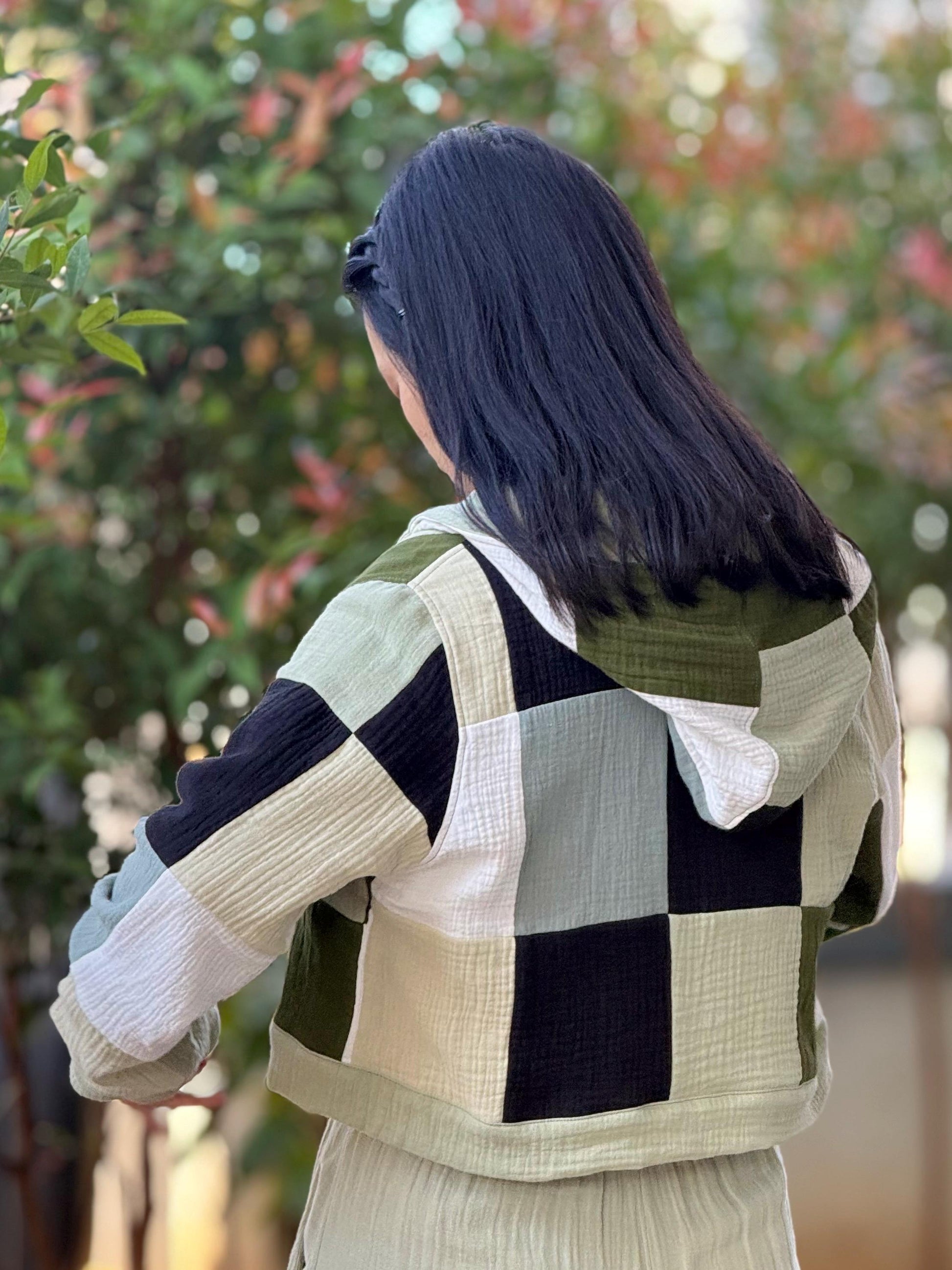 Green Breeze – Muslin Double Gauze Cropped Hoodie
