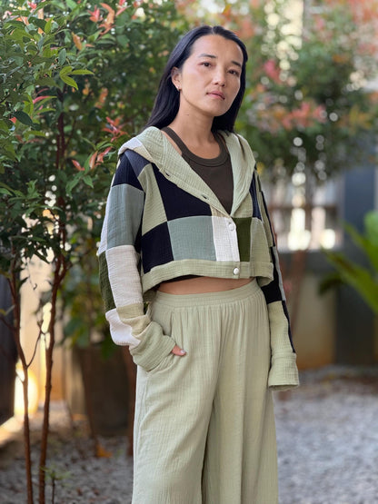 Green Breeze – Muslin Double Gauze Cropped Hoodie