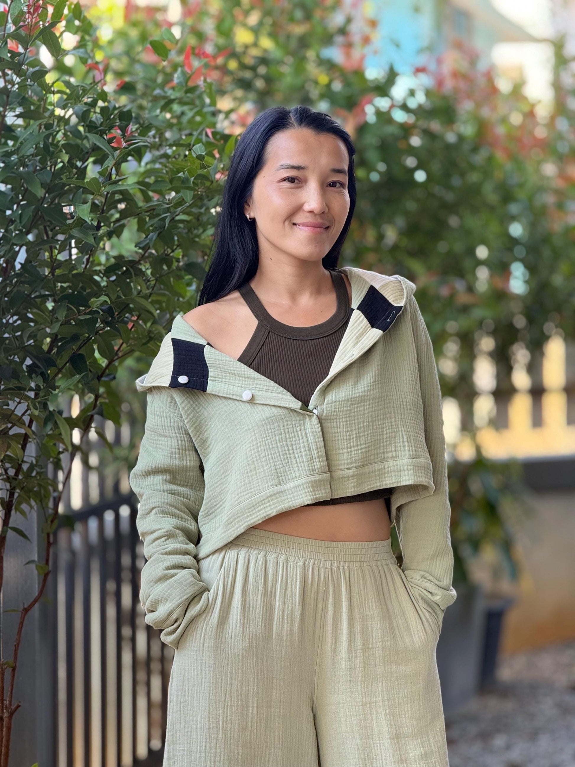 Green Breeze – Muslin Double Gauze Cropped Hoodie