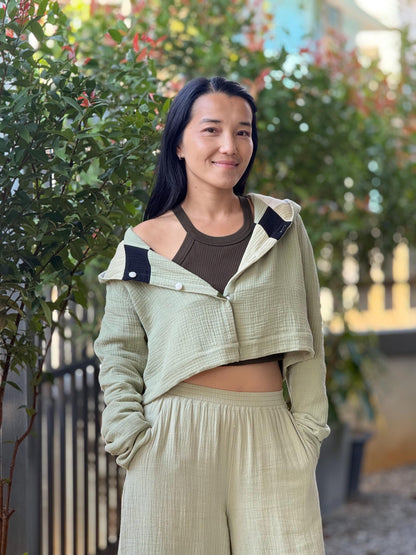Green Breeze – Muslin Double Gauze Cropped Hoodie