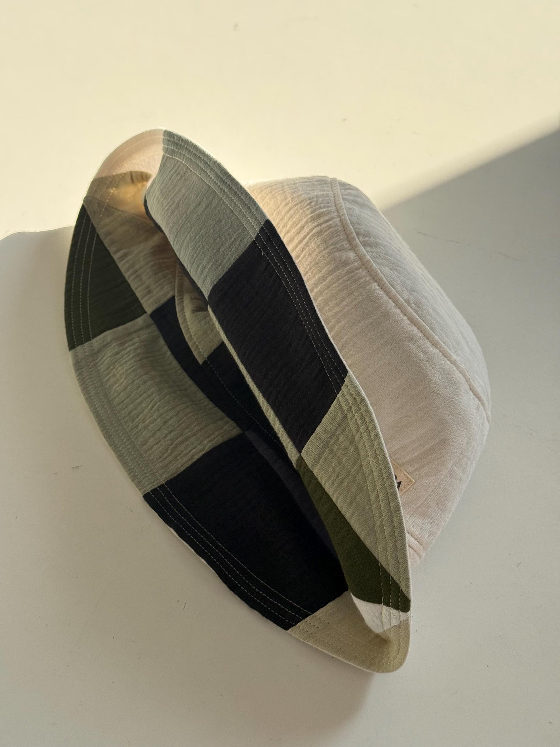 Muslin Double Gauze Reversible Two-Tone Bucket Hat