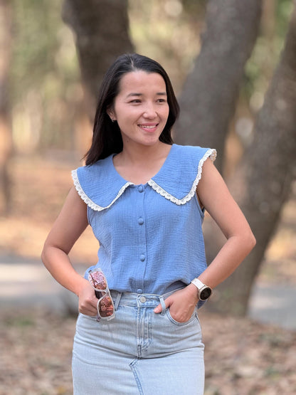 Cotton Gauze Crop Top – Sleeveless Collared Button-Up Top – Organic Cotton Double Gauze Muslin – Minimalist Summer Blouse