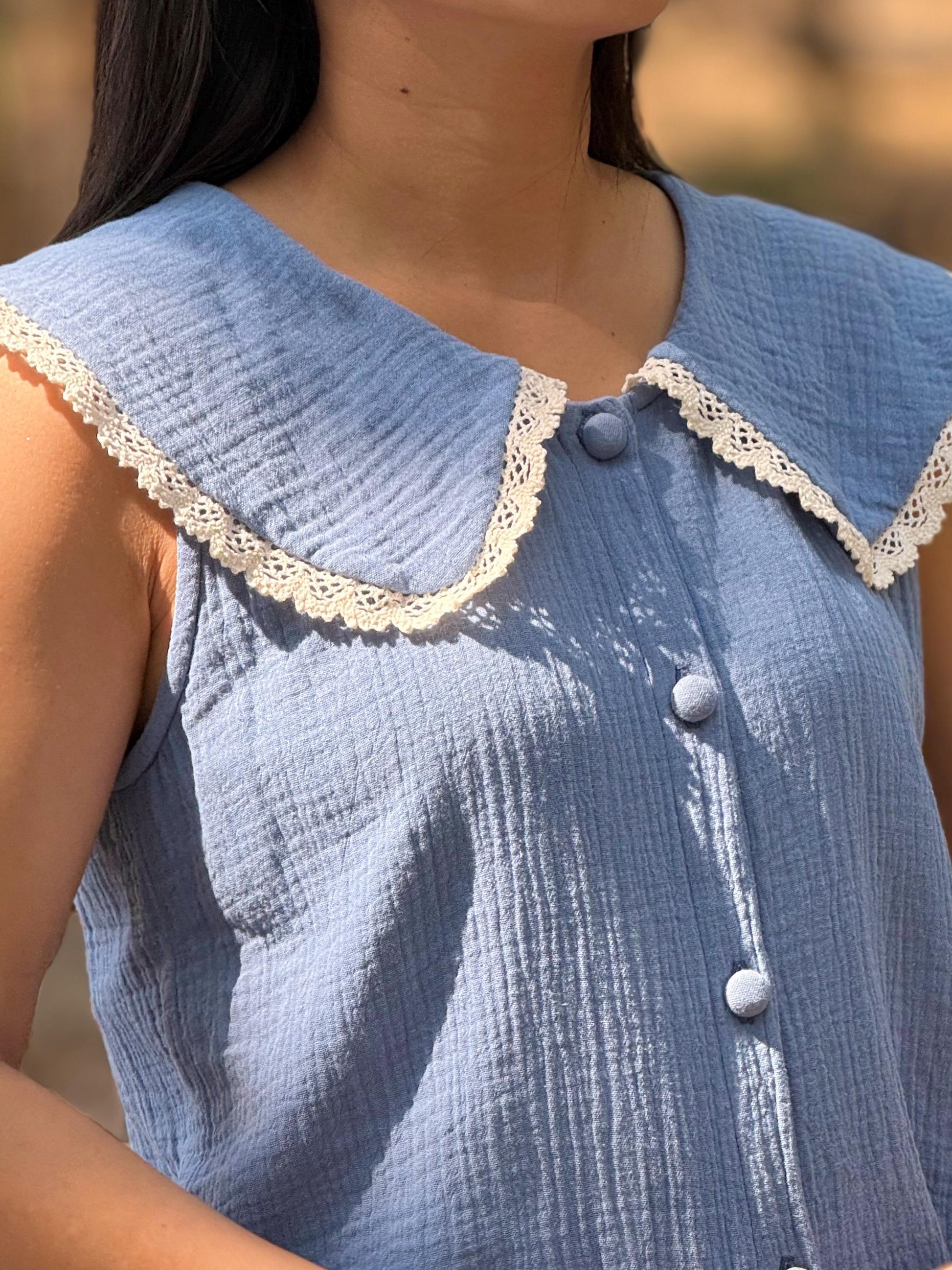 Cotton Gauze Crop Top – Sleeveless Collared Button-Up Top – Organic Cotton Double Gauze Muslin – Minimalist Summer Blouse