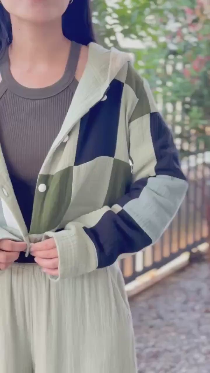 Green Breeze – Muslin Double Gauze Cropped Hoodie | A reversible cropped hoodie that can be styled two ways — solid color or mixed-color