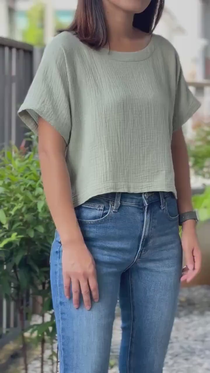 Double Gauze Reverseable Button-up Blouse
