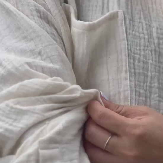 Double Gauze Loose-Fitting Long Sleeve Blouse
